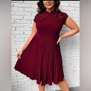 D110 NWT Dreamsrose Cap Sleeve Split Mock Neck Pleated Midi Dress - Size: Medium